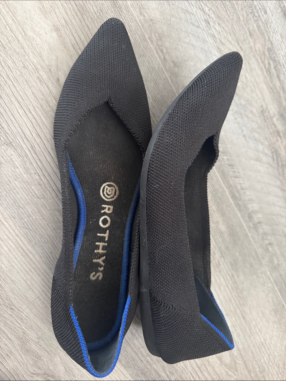 Rothy's Black Pointed Knit Flats with Blue Size 7.5W - Picture 6 of 9